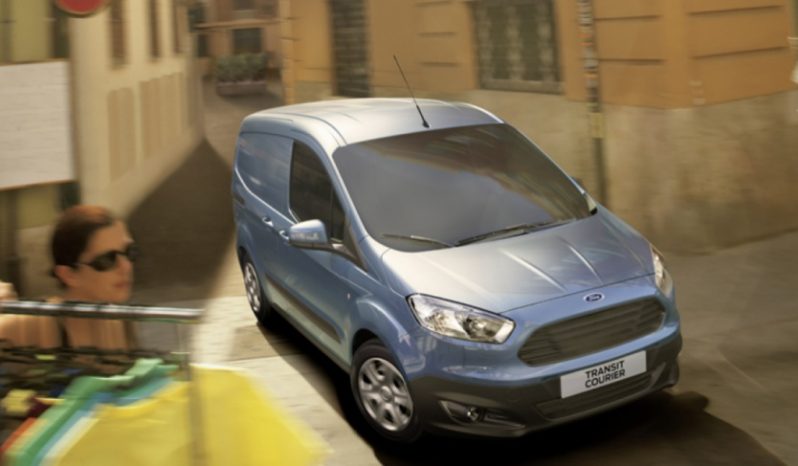Ford Transit Courier full
