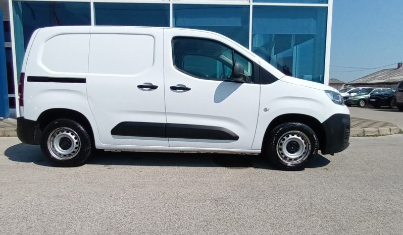 Citroen Berlingo furgon 2019 godina full